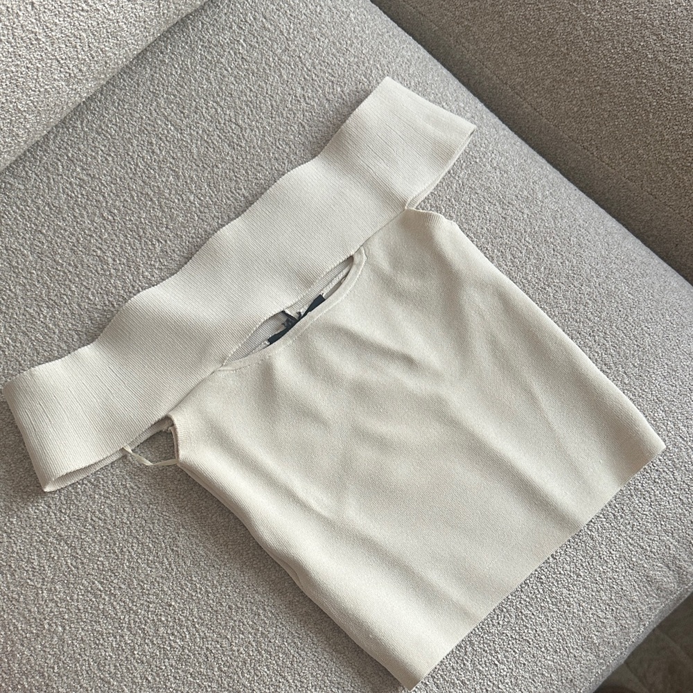 Express Cream Body Contour Top